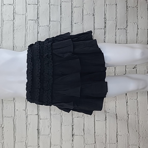 American Eagle Outfitters Dresses & Skirts - AE Stretch Flirty High-Waisted Cotton Blend Tiered Ruffle Mini Skirt Black NWT